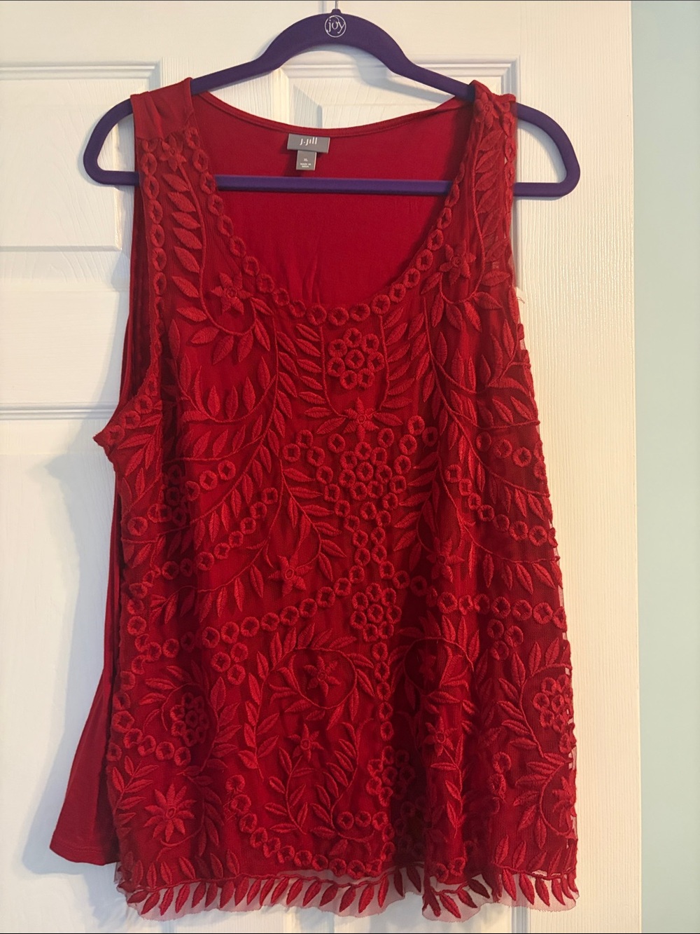 J. Jill Red Embroidered Sleeveless Scoop Tank